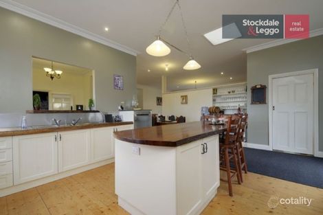 Property photo of 15 Libra Crescent Moe VIC 3825