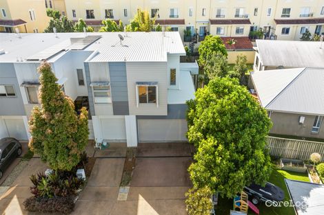 Property photo of 11/37 Azure Way Hope Island QLD 4212