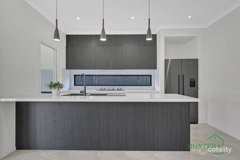 Property photo of 13 Canning Drive Mickleham VIC 3064