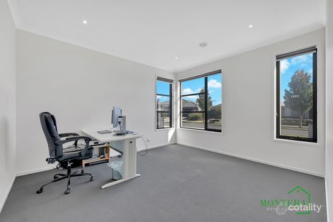 Property photo of 13 Canning Drive Mickleham VIC 3064