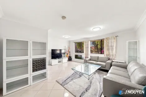 Property photo of 62 Mallacoota Street Wakeley NSW 2176