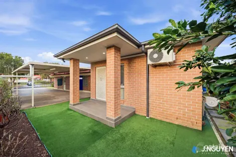 Property photo of 62 Mallacoota Street Wakeley NSW 2176