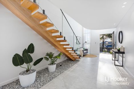 Property photo of 19A Robertson Road Chester Hill NSW 2162