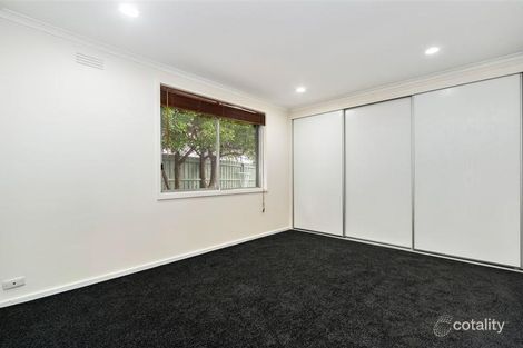 Property photo of 76 Robertson Drive Mornington VIC 3931