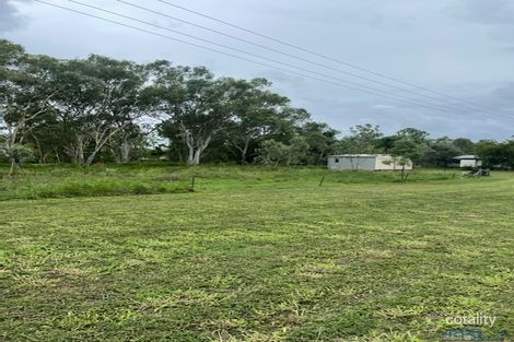 4 Creek St, Pentland, QLD 4816