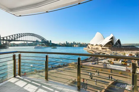 Property photo of 21/1 Macquarie Street Sydney NSW 2000