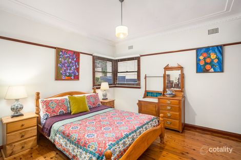 Property photo of 23 McArthur Parade Mangerton NSW 2500