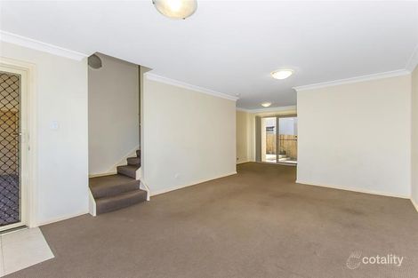 Property photo of 18/10-12 Anzac Avenue Wyong NSW 2259