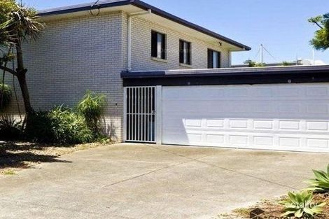 Property photo of 2/32 Cronulla Avenue Mermaid Beach QLD 4218