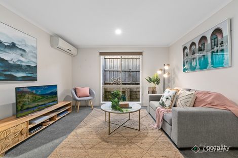 Property photo of 1/39 Silver Gum Drive Pakenham VIC 3810