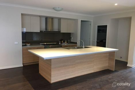 Property photo of 15 Chagall Parade Clyde North VIC 3978
