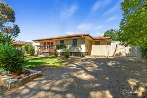 Property photo of 26 Phoenix Avenue Clare SA 5453
