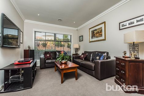 Property photo of 17 Exmoor Close Highton VIC 3216