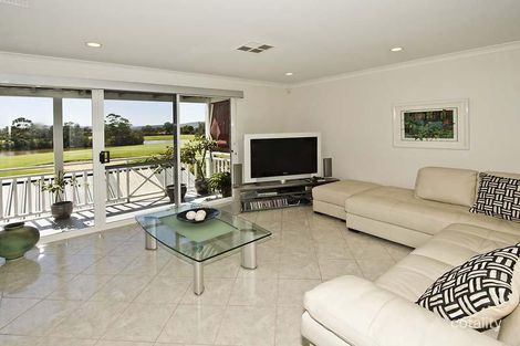 Property photo of 41 Lakefront Circle The Vines WA 6069