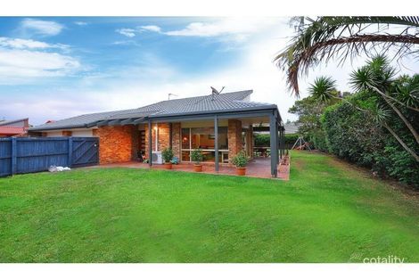 10 Oriole Ct, Burleigh Waters, QLD 4220