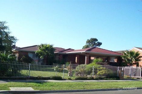 23 Arthur Phillip Dr, Endeavour Hills, VIC 3802