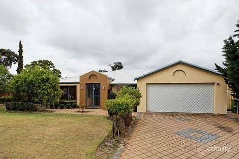 Property photo of 5 McAlvey Place Canning Vale WA 6155