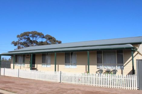 102 Goode Rd, Port Pirie West, SA 5540