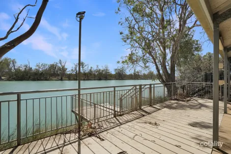 Property photo of 42 South Terrace Blanchetown SA 5357