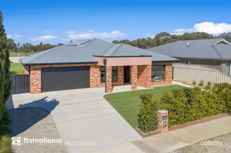 18 FENAUGHTY ST, KYABRAM, VIC 3620