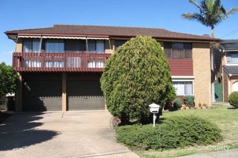 34 Raphael St, Greenfield Park, NSW 2176