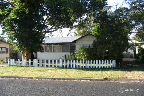 4 Terry Ave, Woy Woy, NSW 2256