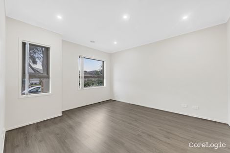 Property photo of 17 Parkedge Boulevard Mernda VIC 3754