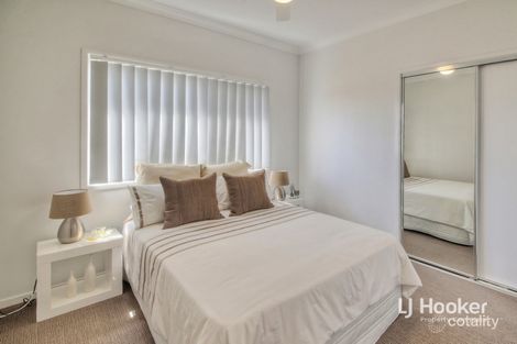 Property photo of 18 Darrau Avenue Yarrabilba QLD 4207