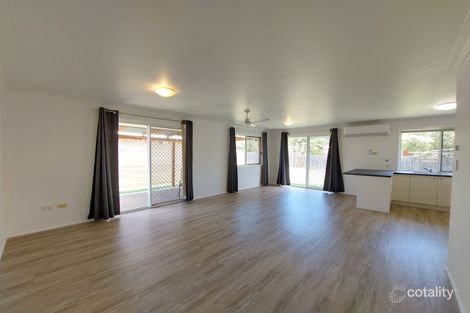 9 Broad Ct, Norman Gardens, QLD 4701