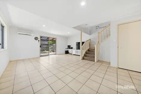 Property photo of 11/10 Lawrence Close Robertson QLD 4109