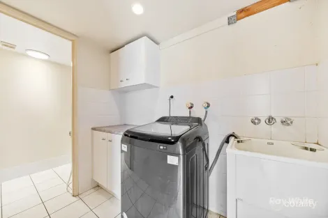 Property photo of 11/10 Lawrence Close Robertson QLD 4109