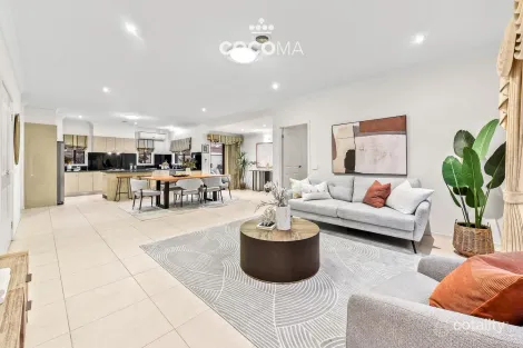 Property photo of 8 Harvard Grove Keysborough VIC 3173