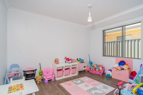 Property photo of 31 Farnham Pass Alkimos WA 6038