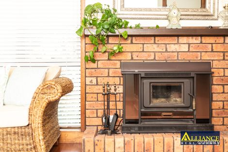Property photo of 24 Stratton Crescent Milperra NSW 2214