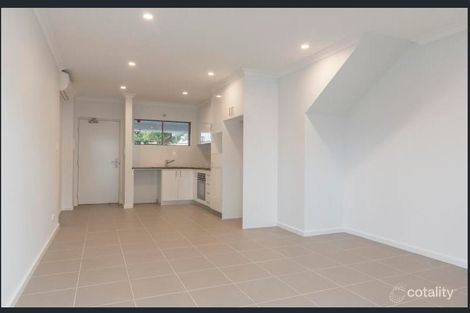 Property photo of 2/14 Beatrice Street Doubleview WA 6018