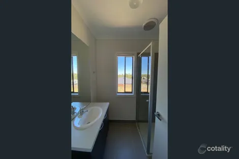Property photo of 6 Lowe Drive Doreen VIC 3754