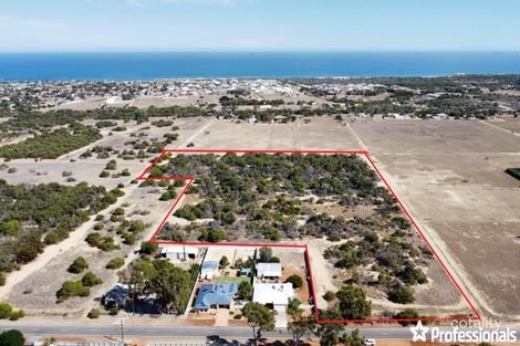 8 Hall Rd, Waggrakine, WA 6530