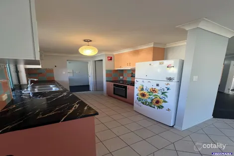 Property photo of 1 Martin Place Kingaroy QLD 4610