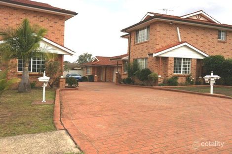 Property photo of 2/72 Boomerang Road Edensor Park NSW 2176