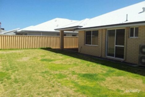 Property photo of 34 Duckbill Loop Southern River WA 6110