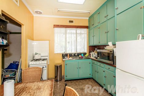 Property photo of 42 Cleveland Road Ashwood VIC 3147