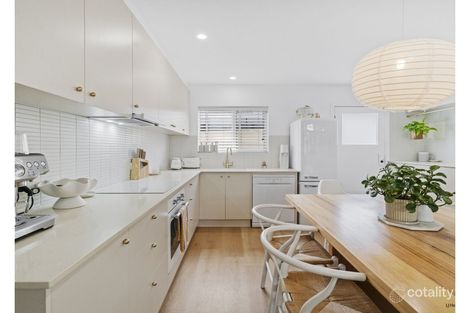 Property photo of 5/802 Pacific Parade Currumbin QLD 4223