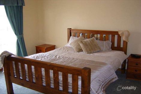 Property photo of 2 Ludwig Court Valentine NSW 2280