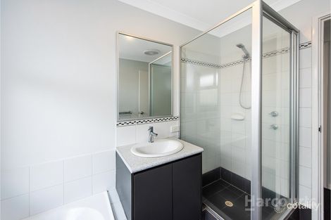 Property photo of 81 Shiraz Boulevard Pearsall WA 6065