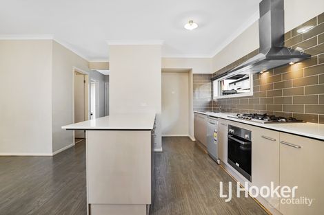 Property photo of 12 Denton Drive Officer VIC 3809