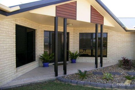 Property photo of 32 Poinciana Drive Innes Park QLD 4670
