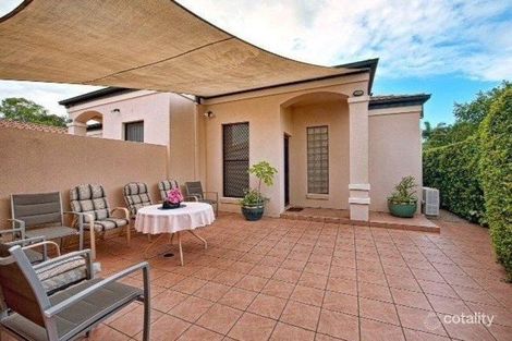 2/285 Bayview St, Hollywell, QLD 4216
