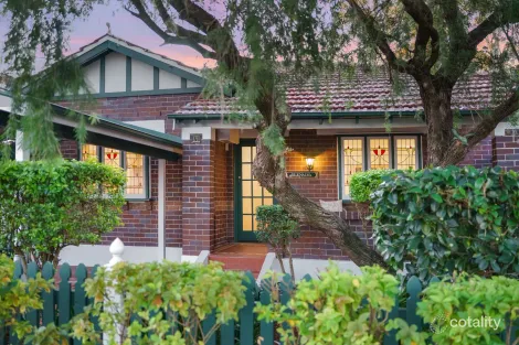 131 Hillcrest Ave, Hurstville Grove, NSW 2220