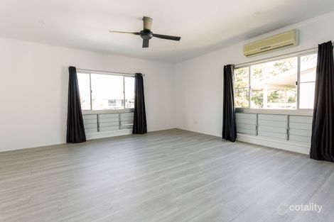 Property photo of 3 Hereford Place Emerald QLD 4720