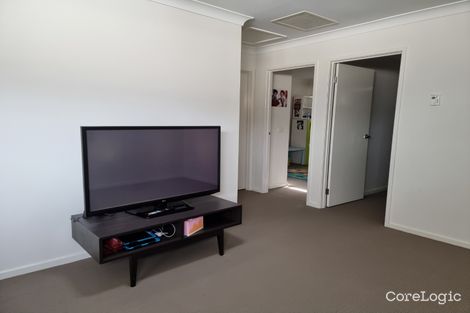 Property photo of 8 Nebula Lane Cranbourne East VIC 3977